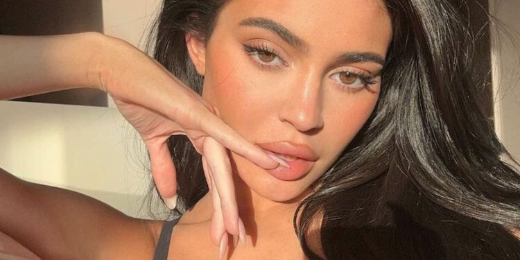 Kylie Jenner Revealed Whether She Regret About Her Lip Filler